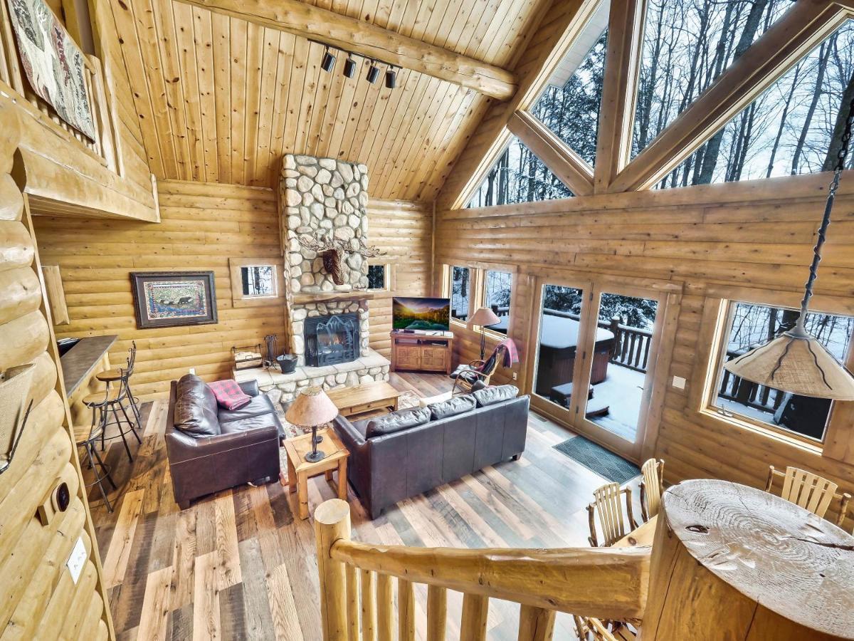 801 Mountain Cabin Boyne Falls Exterior photo