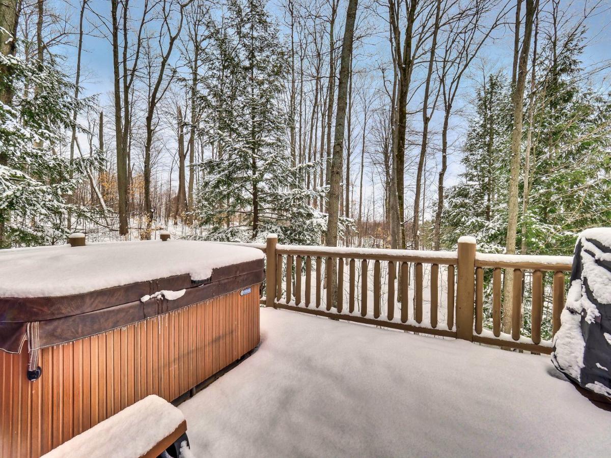 801 Mountain Cabin Boyne Falls Exterior photo